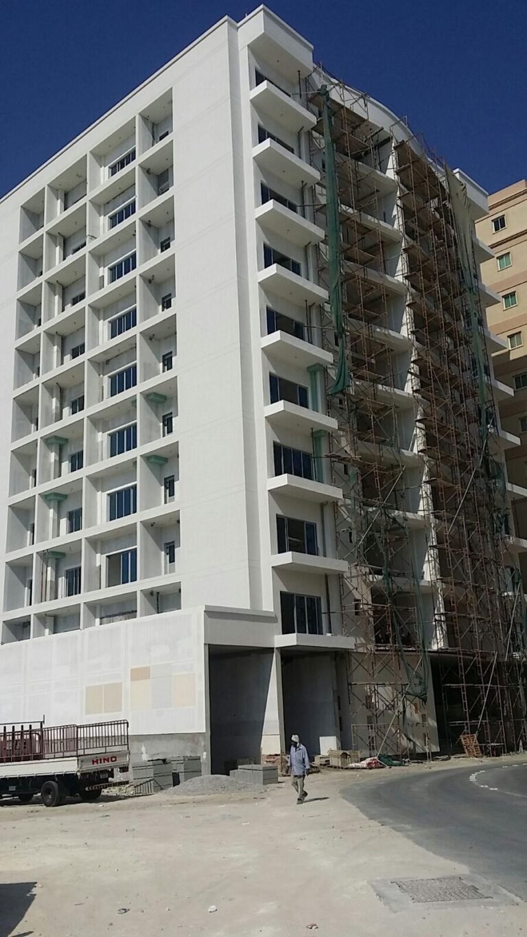 12 Storeys Building - Busaiteen